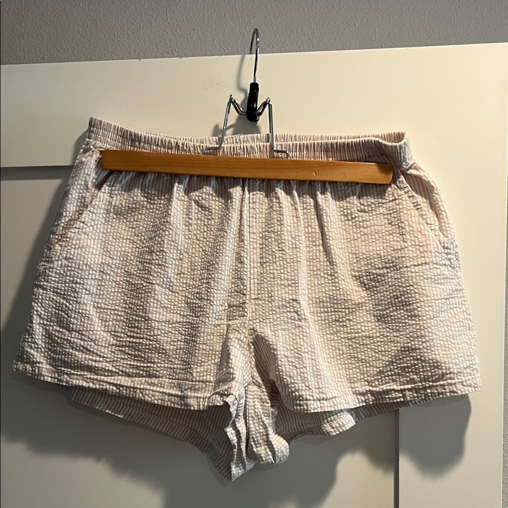 Women's Cream Striped Shorts Size S/M